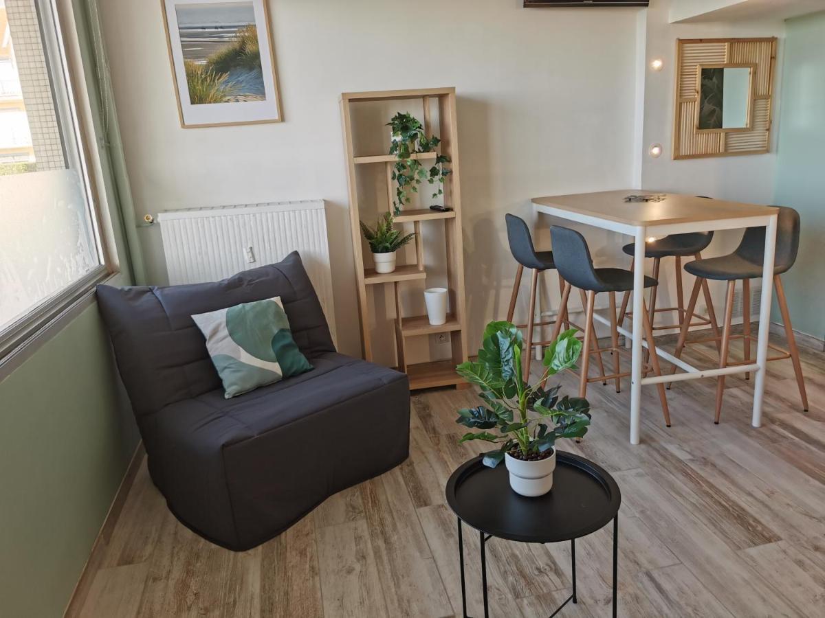 Le Pouget , Studio, Rez De Chaussee, Front De Mer Wifi Le Touquet Εξωτερικό φωτογραφία